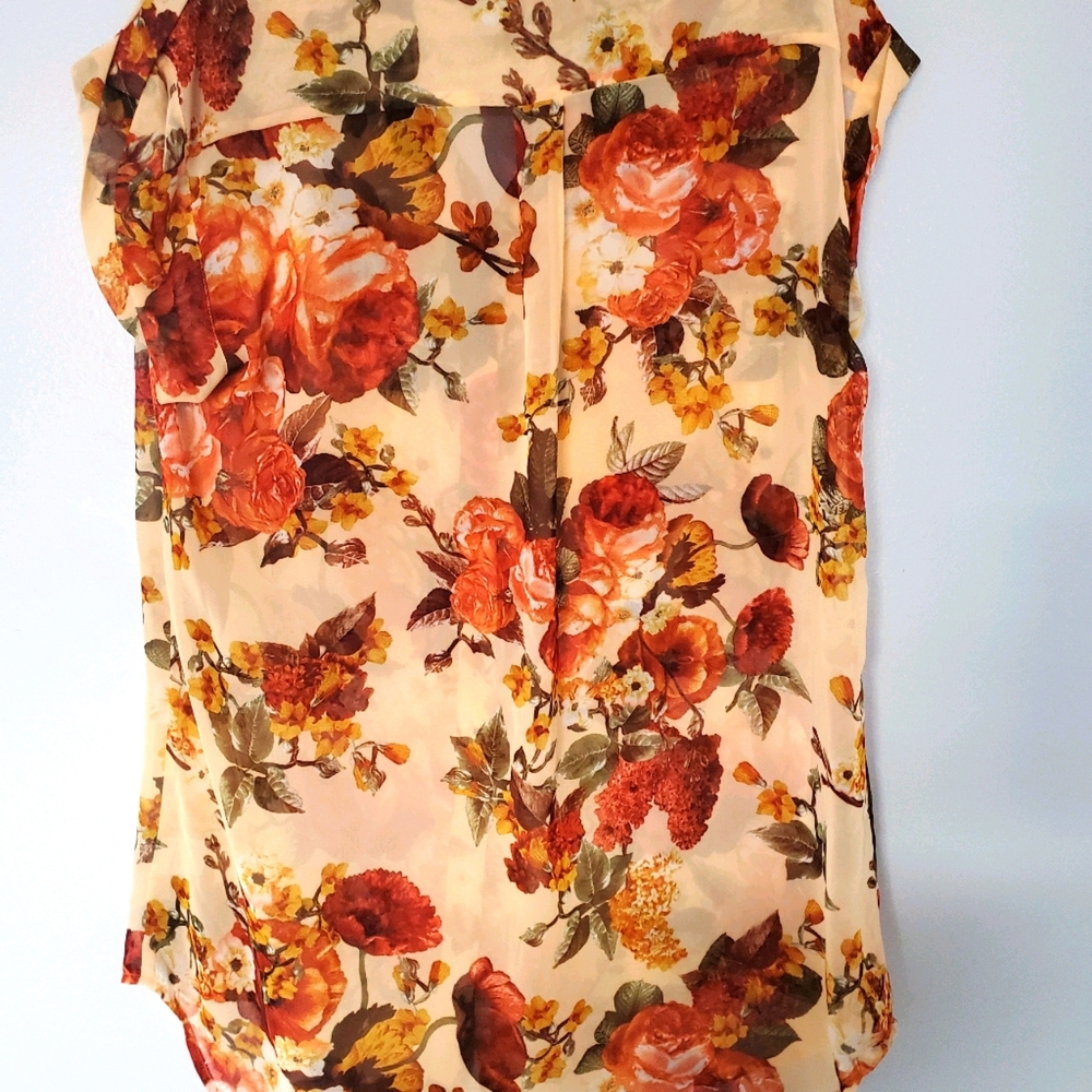 Sleeveless floral blouse